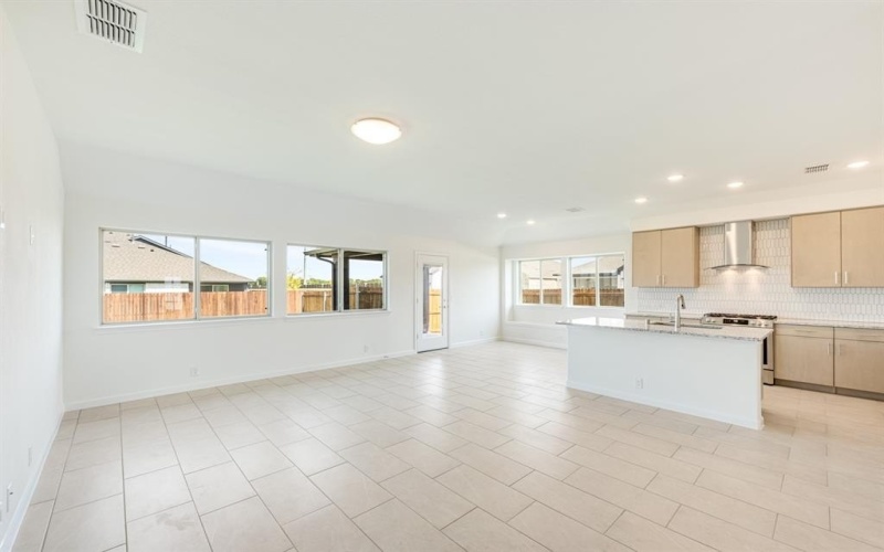 103 Winterwood Drive, Lavon, TX 75166, 3 Habitaciones Habitaciones , ,2 BañosBaños,Residential,En Venta,103 Winterwood Drive,21005591