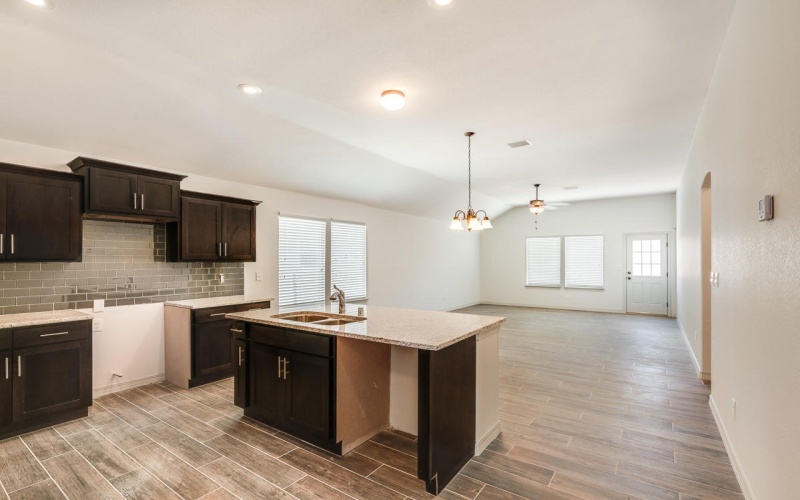 13977 Margaret Ponce Avenue, El Paso, TX 79928, 4 Bedrooms Bedrooms, ,2 BathroomsBathrooms,Residential,For Sale,13977 Margaret Ponce Avenue,902788
