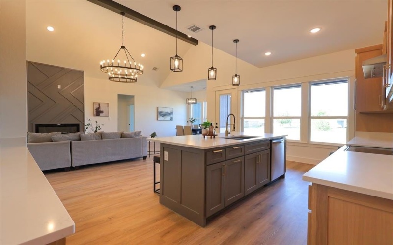 5654 Herkes Court, Fort Worth, TX 76126, 4 Habitaciones Habitaciones , ,2 BañosBaños,Residential,En Venta,5654 Herkes Court,0,21005755