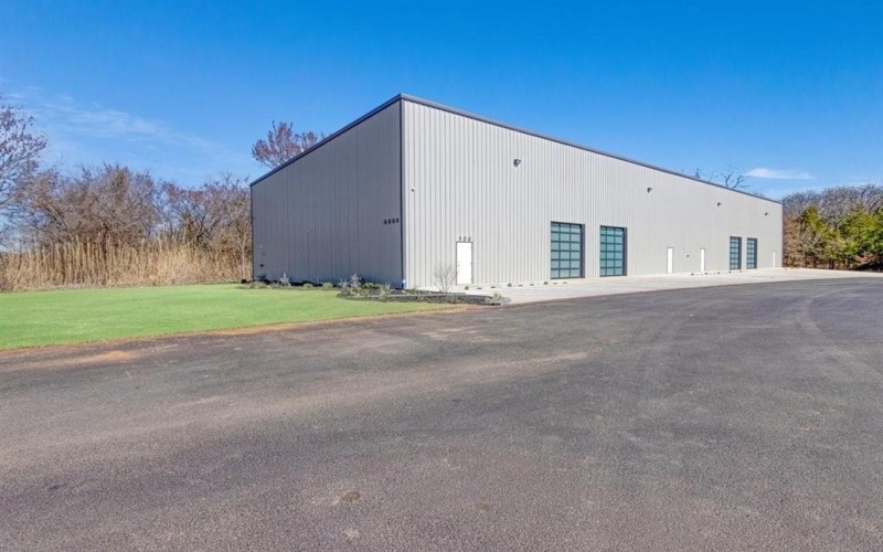 4000 Texoma Parkway, Denison, TX 75020, ,Commercial Sale,En Venta,4000 Texoma Parkway,20984720