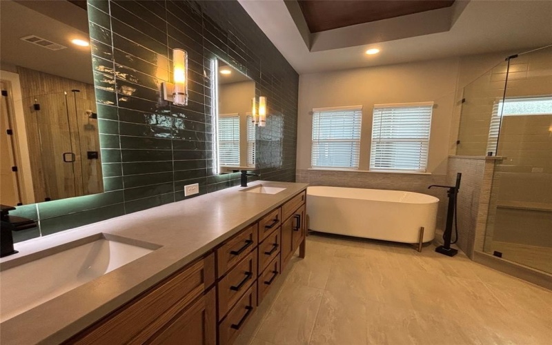6035 Velasco Avenue, Dallas, TX 75206, 4 Bedrooms Bedrooms, ,5 BathroomsBathrooms,Residential,For Sale,6035 Velasco Avenue,20998050