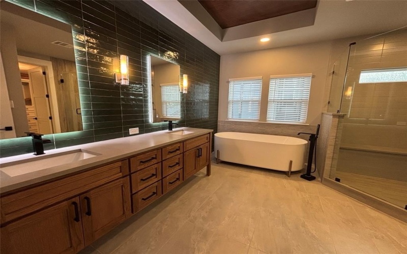 6035 Velasco Avenue, Dallas, TX 75206, 4 Bedrooms Bedrooms, ,5 BathroomsBathrooms,Residential,For Sale,6035 Velasco Avenue,20998050