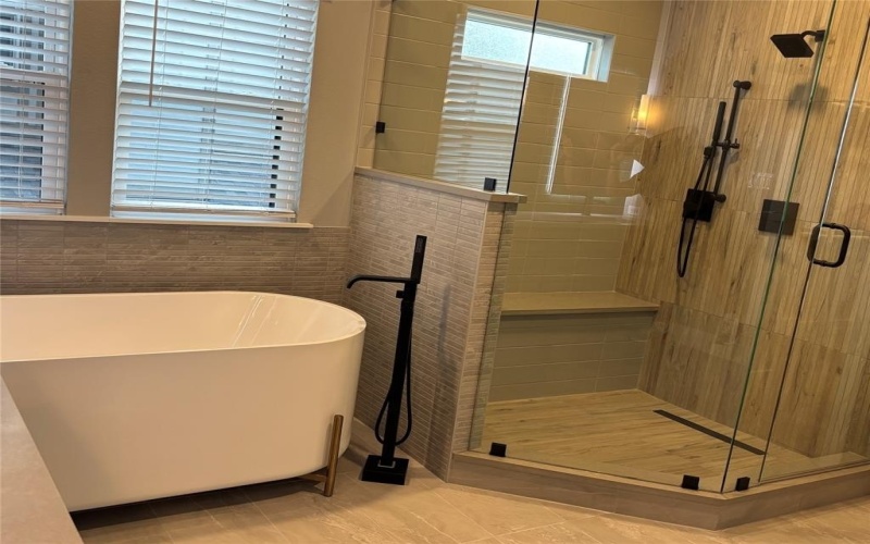 6035 Velasco Avenue, Dallas, TX 75206, 4 Bedrooms Bedrooms, ,5 BathroomsBathrooms,Residential,For Sale,6035 Velasco Avenue,20998050