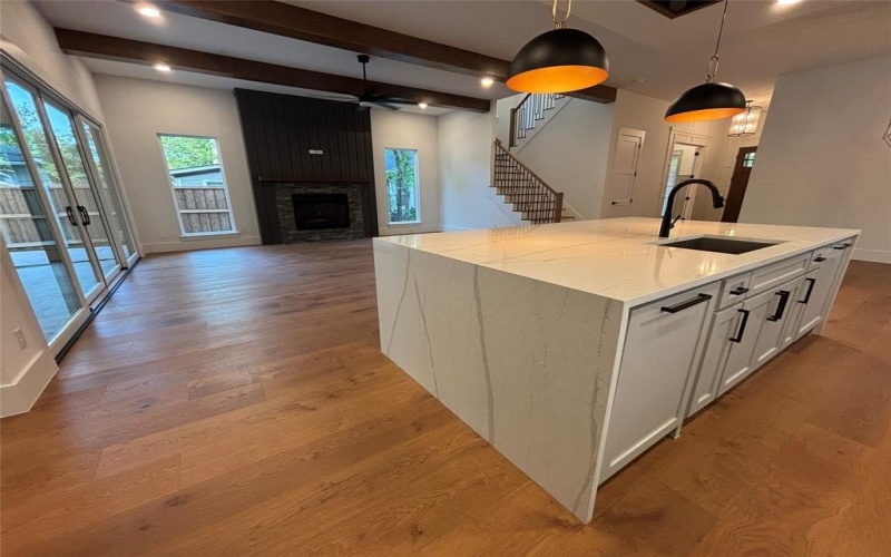 6035 Velasco Avenue, Dallas, TX 75206, 4 Bedrooms Bedrooms, ,5 BathroomsBathrooms,Residential,For Sale,6035 Velasco Avenue,20998050