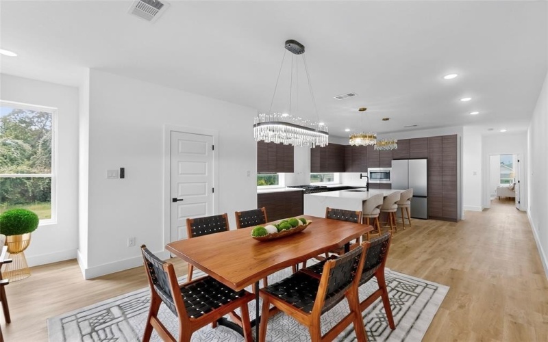 3512 Wendelkin Street, Dallas, TX 75215, 4 Bedrooms Bedrooms, ,5 BathroomsBathrooms,Residential,For Sale,3512 Wendelkin Street,0,21000438