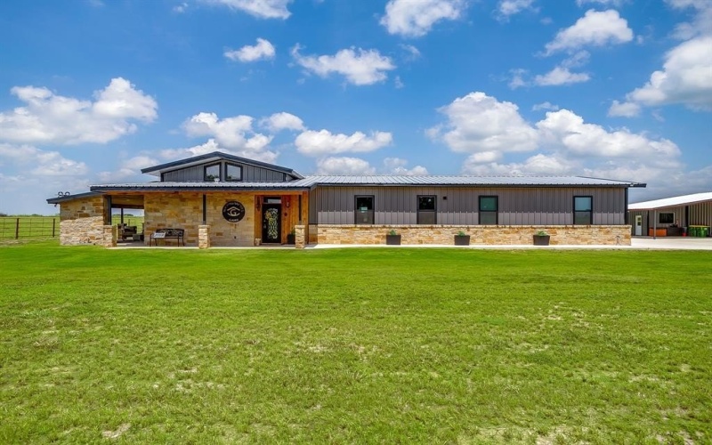 208 Private Road 107, Blum, TX 76627, 2 Bedrooms Bedrooms, ,2 BathroomsBathrooms,Residential,For Sale,208 Private Road 107,21002342