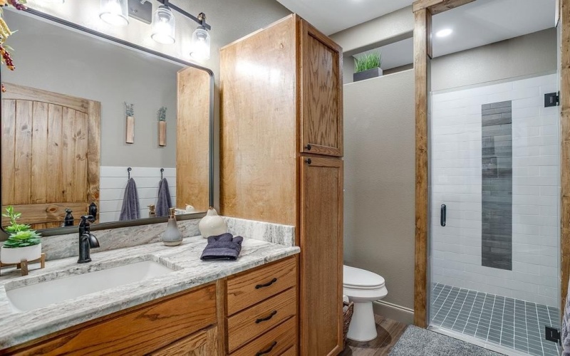 208 Private Road 107, Blum, TX 76627, 2 Bedrooms Bedrooms, ,2 BathroomsBathrooms,Residential,For Sale,208 Private Road 107,21002342