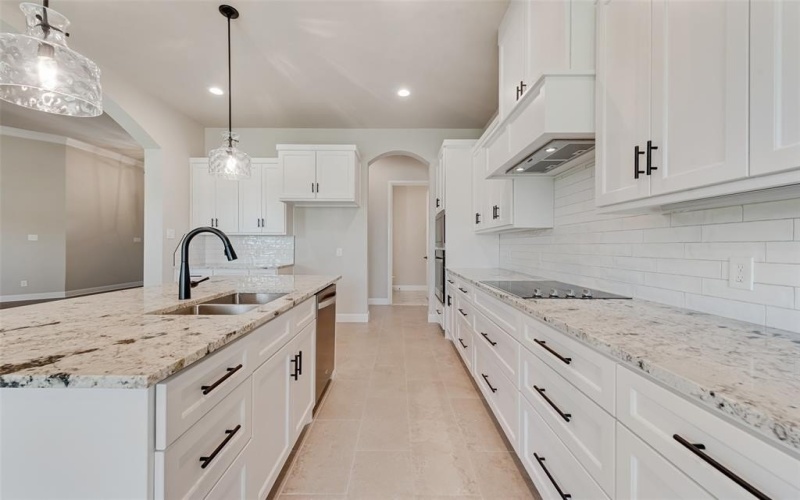 6261 Florence Drive, Midlothian, TX 76065, 5 Habitaciones Habitaciones , ,3 BañosBaños,Residential,En Venta,6261 Florence Drive,0,21003059