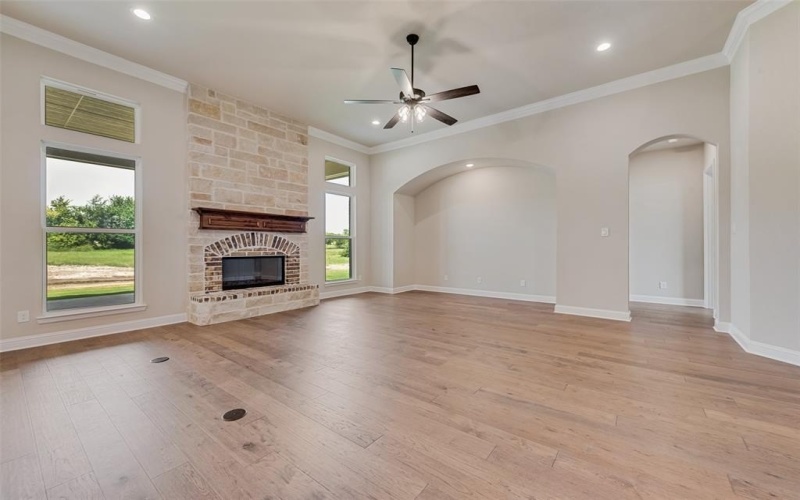 6261 Florence Drive, Midlothian, TX 76065, 5 Habitaciones Habitaciones , ,3 BañosBaños,Residential,En Venta,6261 Florence Drive,0,21003059