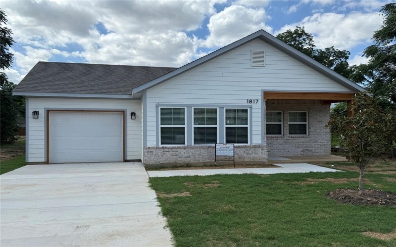 1817 Cooper Street, Dallas, TX 75215, 3 Habitaciones Habitaciones , ,2 BañosBaños,Residential,En Venta,1817 Cooper Street,21003360
