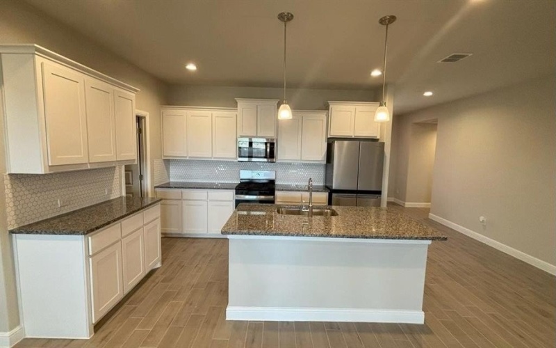 1913 HERITAGE Court, Cleburne, TX 76033, 4 Habitaciones Habitaciones , ,2 BañosBaños,Residential,En Venta,1913 HERITAGE Court,0,21003578