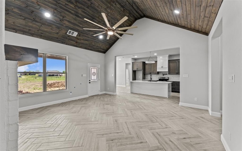 8806 County Road 1229, Godley, TX 76044, 4 Bedrooms Bedrooms, ,3 BathroomsBathrooms,Residential,For Sale,8806 County Road 1229,21004082