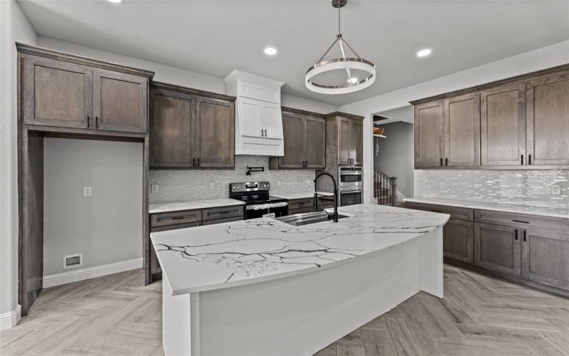 8806 County Road 1229, Godley, TX 76044, 4 Bedrooms Bedrooms, ,3 BathroomsBathrooms,Residential,For Sale,8806 County Road 1229,21004082