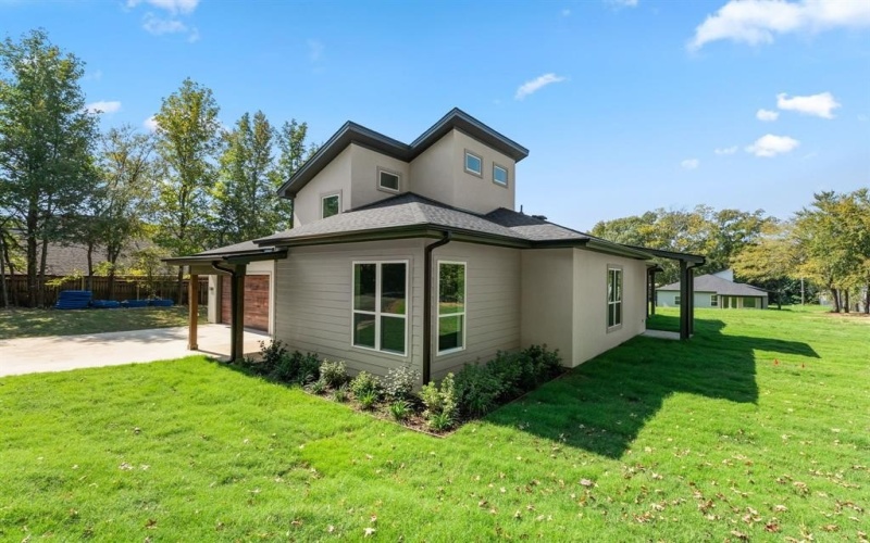 1360 S Brad Circle, Lindale, TX 75771, 4 Bedrooms Bedrooms, ,2 BathroomsBathrooms,Residential,For Sale,1360 S Brad Circle,0,21004132