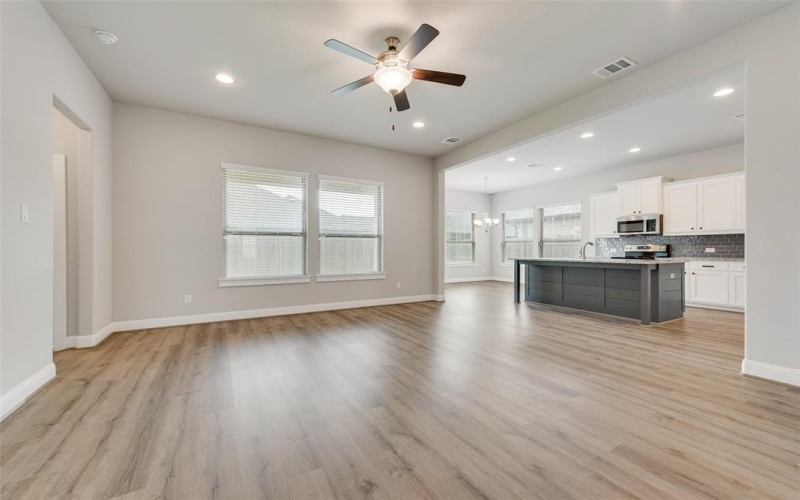 241 Cisco Trail, Forney, TX 75126, 4 Habitaciones Habitaciones , ,2 BañosBaños,Residential,En Venta,241 Cisco Trail,21004384