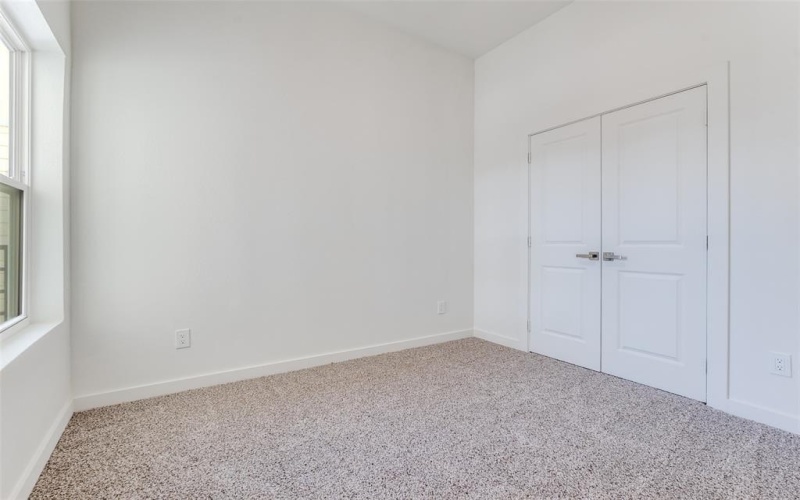 2416 Merlin Street, Dallas, TX 75215, 3 Habitaciones Habitaciones , ,2 BañosBaños,Residential,En Venta,2416 Merlin Street,0,21004670