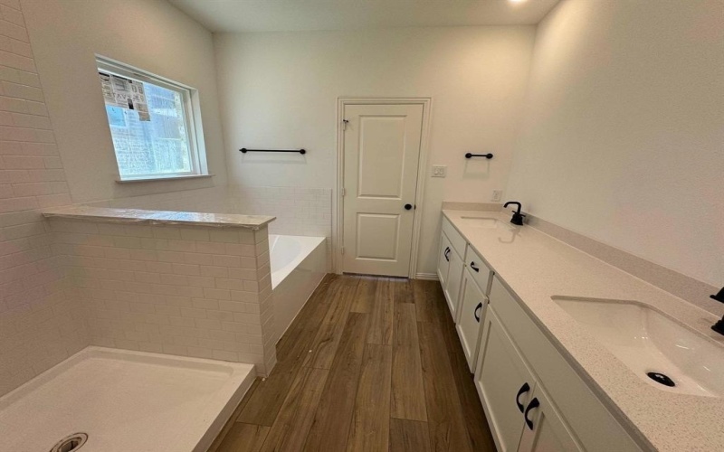 1615 Gracehill, Forney, TX 75126, 5 Habitaciones Habitaciones , ,5 BañosBaños,Residential,En Venta,1615 Gracehill,21004675