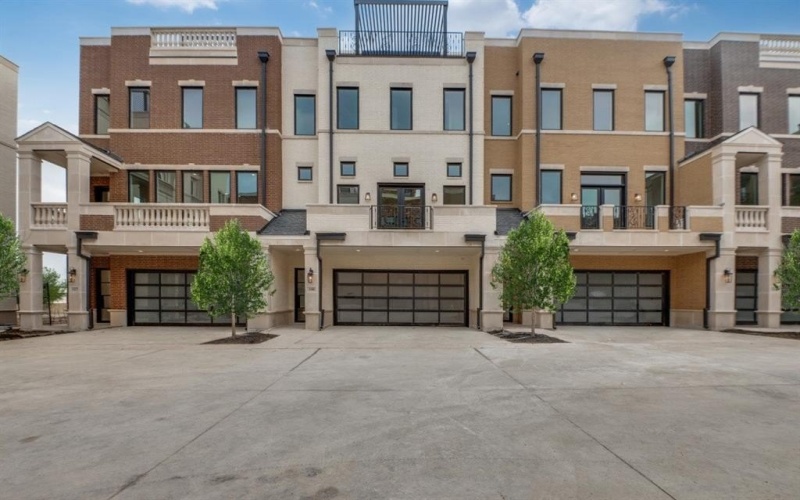 250 E Dallas Road #118, Grapevine, TX 76051, 3 Habitaciones Habitaciones , ,3 BañosBaños,Residential,En Venta,250 E Dallas Road,21004752