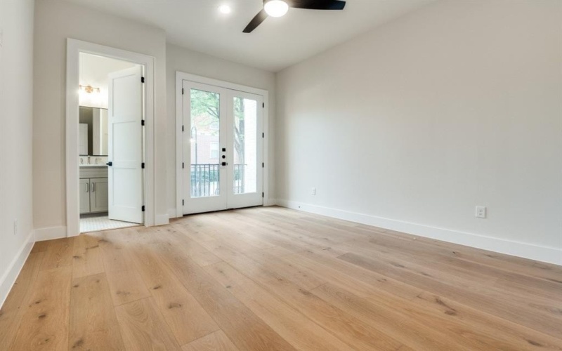 250 E Dallas Road #118, Grapevine, TX 76051, 3 Habitaciones Habitaciones , ,3 BañosBaños,Residential,En Venta,250 E Dallas Road,21004752