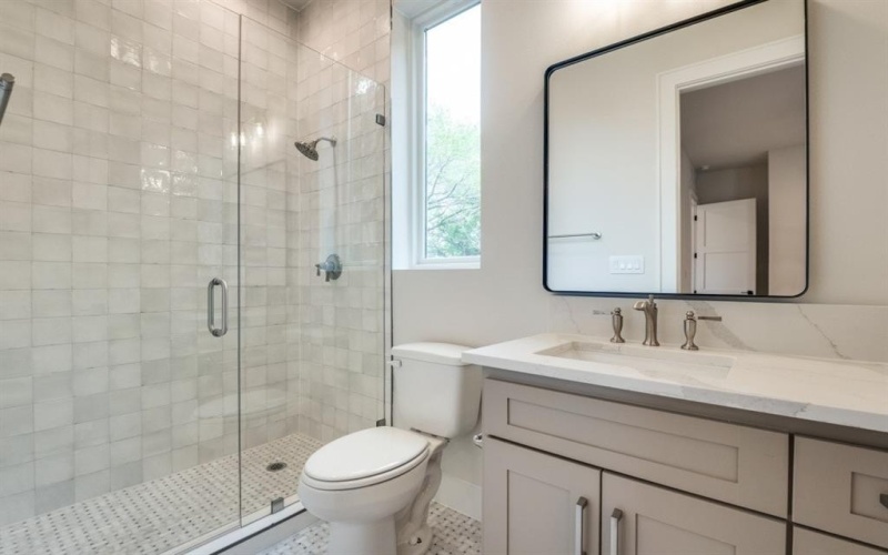 250 E Dallas Road #118, Grapevine, TX 76051, 3 Habitaciones Habitaciones , ,3 BañosBaños,Residential,En Venta,250 E Dallas Road,21004752