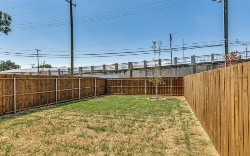2427 Merlin Street, Dallas, TX 75215, 3 Habitaciones Habitaciones , ,2 BañosBaños,Residential,En Venta,2427 Merlin Street,0,21004770