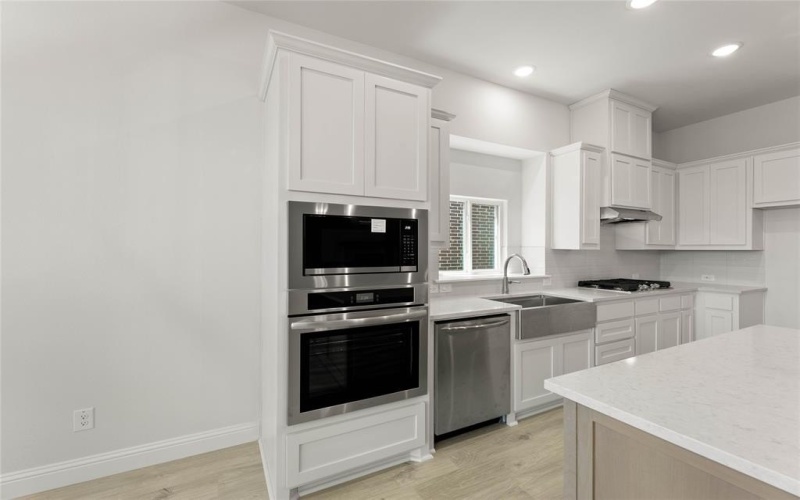 1017 Moss Grove Trail, Justin, TX 76247, 3 Habitaciones Habitaciones , ,2 BañosBaños,Residential,En Venta,1017 Moss Grove Trail,0,21004809