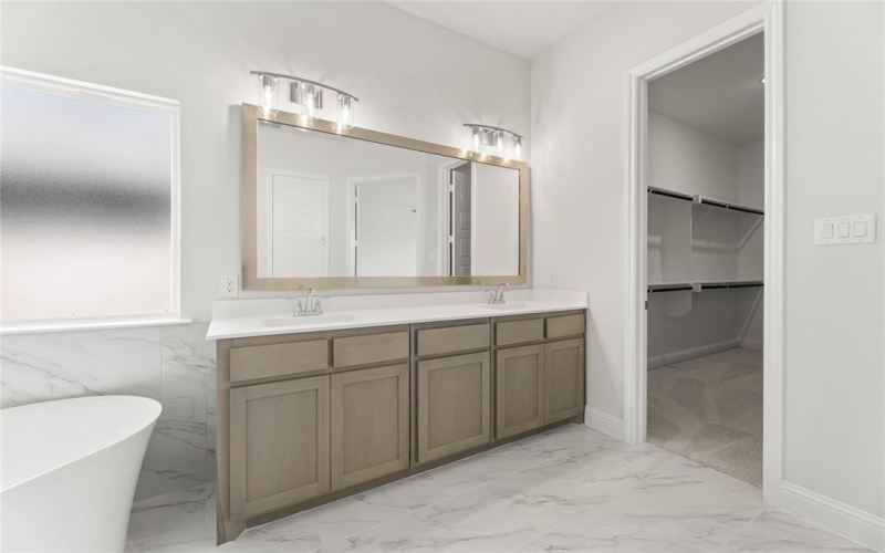 1017 Moss Grove Trail, Justin, TX 76247, 3 Habitaciones Habitaciones , ,2 BañosBaños,Residential,En Venta,1017 Moss Grove Trail,0,21004809