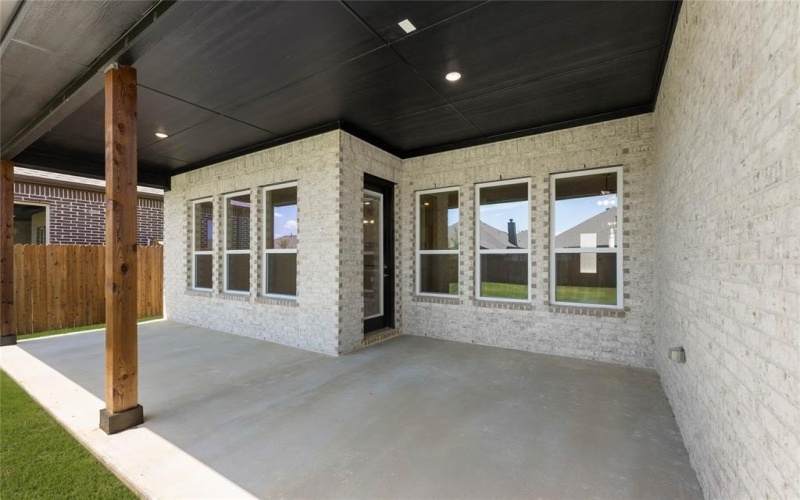 1017 Moss Grove Trail, Justin, TX 76247, 3 Habitaciones Habitaciones , ,2 BañosBaños,Residential,En Venta,1017 Moss Grove Trail,0,21004809