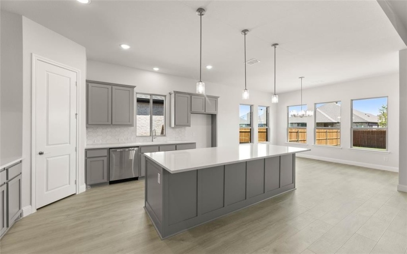 1019 Moss Grove Trail, Justin, TX 76247, 3 Bedrooms Bedrooms, ,2 BathroomsBathrooms,Residential,For Sale,1019 Moss Grove Trail,0,21004871