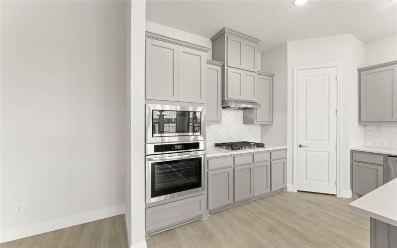 1019 Moss Grove Trail, Justin, TX 76247, 3 Bedrooms Bedrooms, ,2 BathroomsBathrooms,Residential,For Sale,1019 Moss Grove Trail,0,21004871