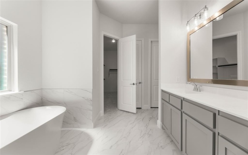 1019 Moss Grove Trail, Justin, TX 76247, 3 Bedrooms Bedrooms, ,2 BathroomsBathrooms,Residential,For Sale,1019 Moss Grove Trail,0,21004871