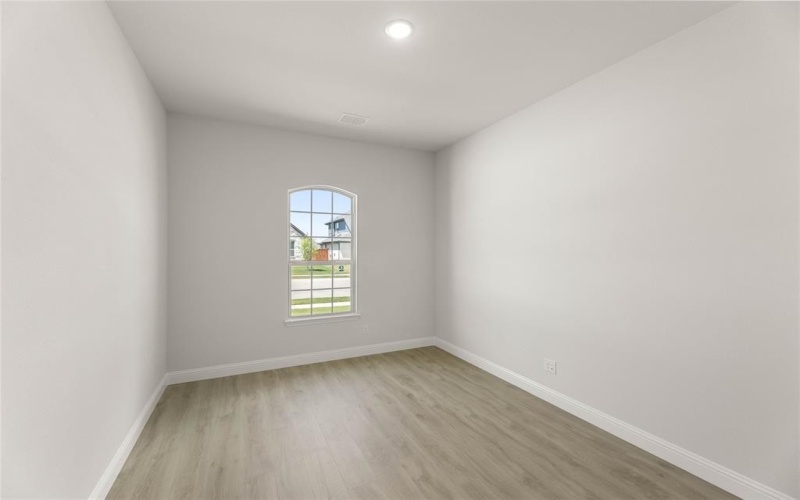 1019 Moss Grove Trail, Justin, TX 76247, 3 Bedrooms Bedrooms, ,2 BathroomsBathrooms,Residential,For Sale,1019 Moss Grove Trail,0,21004871