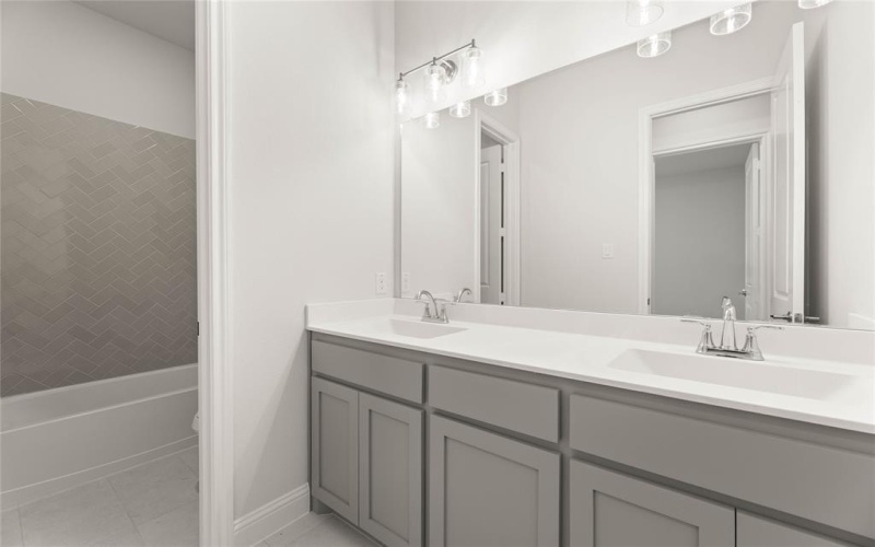 1019 Moss Grove Trail, Justin, TX 76247, 3 Bedrooms Bedrooms, ,2 BathroomsBathrooms,Residential,For Sale,1019 Moss Grove Trail,0,21004871