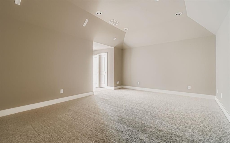 8520 Bankside, The Colony, TX 75056, 4 Bedrooms Bedrooms, ,3 BathroomsBathrooms,Residential,For Sale,8520 Bankside,0,21005057