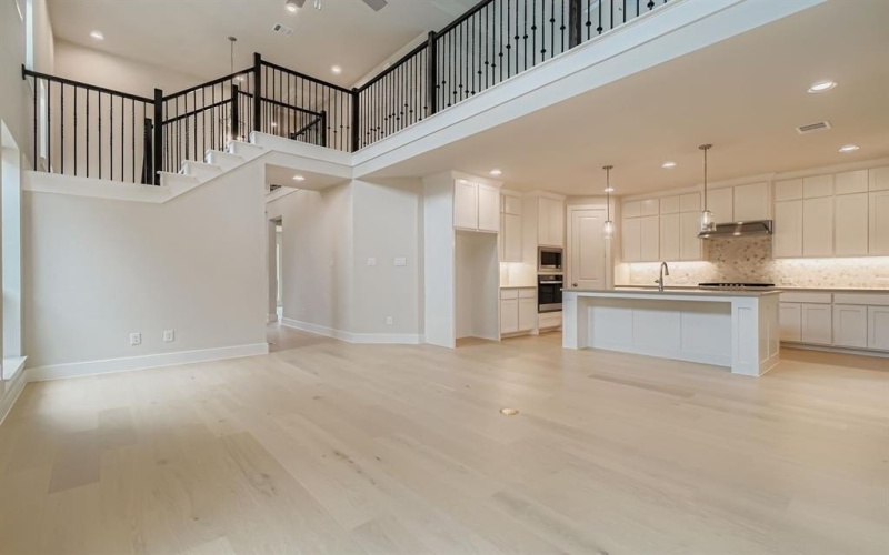 8520 Bankside, The Colony, TX 75056, 4 Bedrooms Bedrooms, ,3 BathroomsBathrooms,Residential,For Sale,8520 Bankside,0,21005057