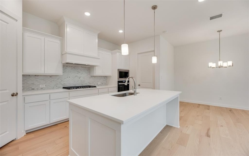 15769 Hawks Pass Road, Frisco, TX 75035, 4 Habitaciones Habitaciones , ,3 BañosBaños,Residential,En Venta,15769 Hawks Pass Road,0,21005072