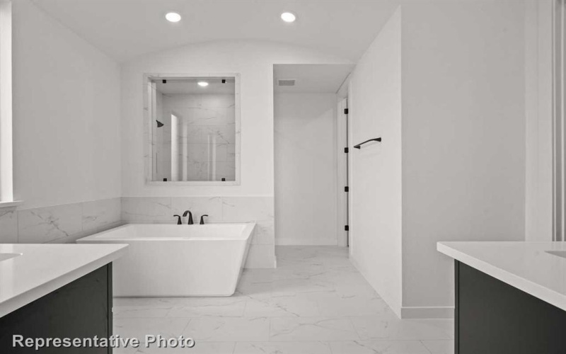 552 Lockhart Street, Waxahachie, TX 75165, 4 Habitaciones Habitaciones , ,3 BañosBaños,Residential,En Venta,552 Lockhart Street,21005074