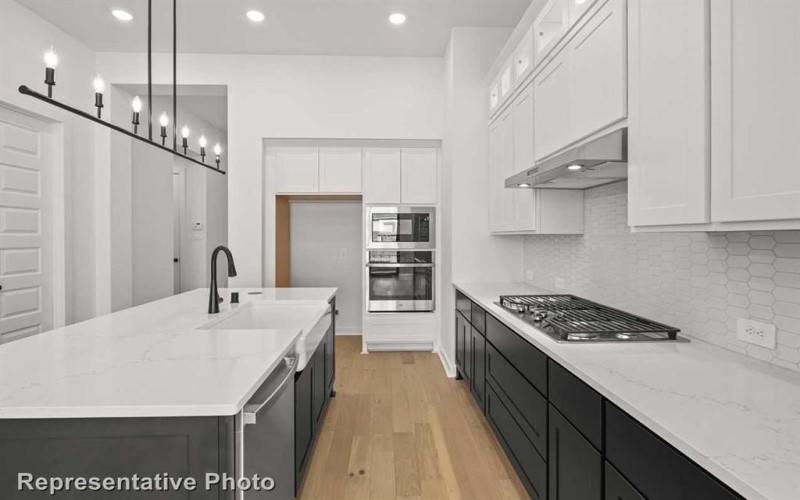 552 Lockhart Street, Waxahachie, TX 75165, 4 Habitaciones Habitaciones , ,3 BañosBaños,Residential,En Venta,552 Lockhart Street,21005074