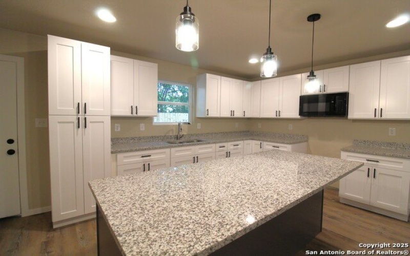 138 c, San Antonio, TX 78207, 3 Bedrooms Bedrooms, ,2 BathroomsBathrooms,Residential,For Sale,138 c,1885378