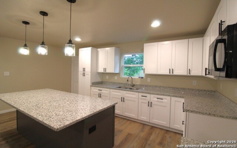 138 c, San Antonio, TX 78207, 3 Bedrooms Bedrooms, ,2 BathroomsBathrooms,Residential,For Sale,138 c,1885378