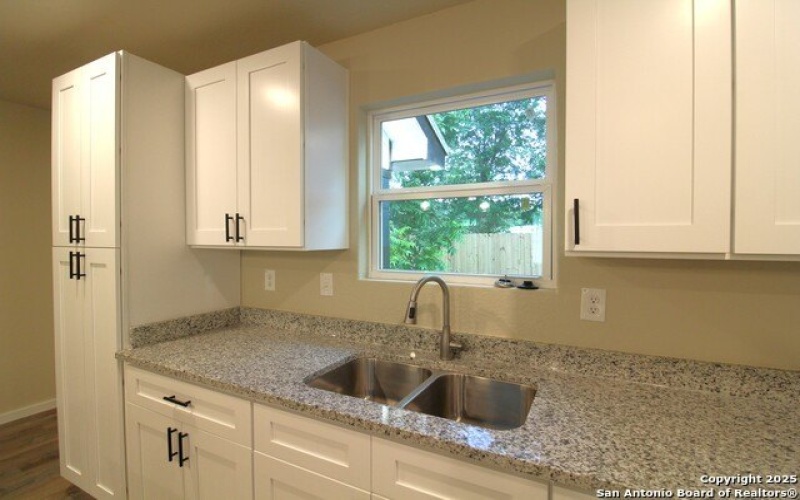 138 c, San Antonio, TX 78207, 3 Bedrooms Bedrooms, ,2 BathroomsBathrooms,Residential,For Sale,138 c,1885378