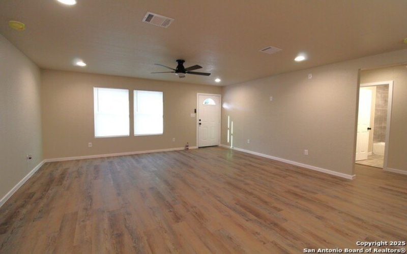 138 c, San Antonio, TX 78207, 3 Bedrooms Bedrooms, ,2 BathroomsBathrooms,Residential,For Sale,138 c,1885378