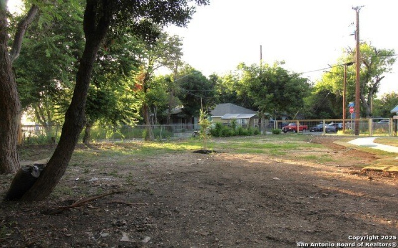 138 c, San Antonio, TX 78207, 3 Bedrooms Bedrooms, ,2 BathroomsBathrooms,Residential,For Sale,138 c,1885378
