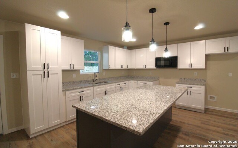 138 c, San Antonio, TX 78207, 3 Bedrooms Bedrooms, ,2 BathroomsBathrooms,Residential,For Sale,138 c,1885378