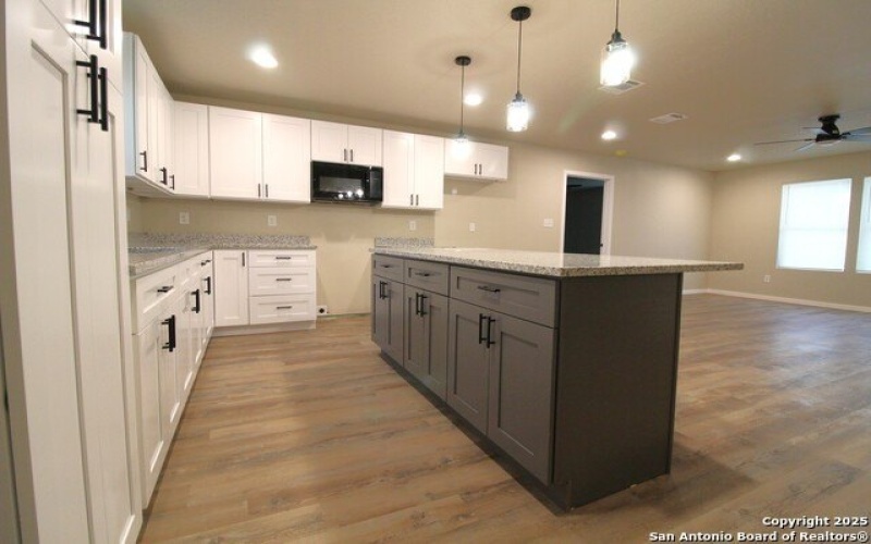 138 c, San Antonio, TX 78207, 3 Bedrooms Bedrooms, ,2 BathroomsBathrooms,Residential,For Sale,138 c,1885378