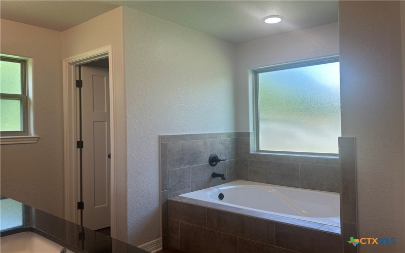 2005 Edna Lane, Troy, TX 76579, 4 Habitaciones Habitaciones , ,3 BañosBaños,Residential,En Venta,2005 Edna Lane,0,578887
