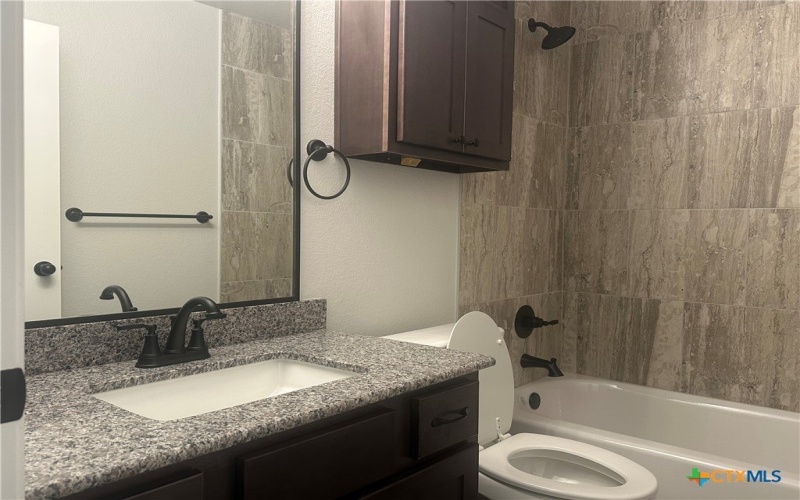2007 Edna Lane, Troy, TX 76579, 4 Habitaciones Habitaciones , ,3 BañosBaños,Residential,En Venta,2007 Edna Lane,0,579471