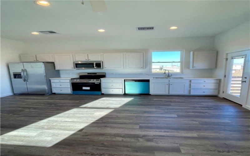 227 Port Mansfield Street, Port Aransas, TX 78373, 3 Bedrooms Bedrooms, ,3 BathroomsBathrooms,Residential,For Sale,227 Port Mansfield Street,0,462240