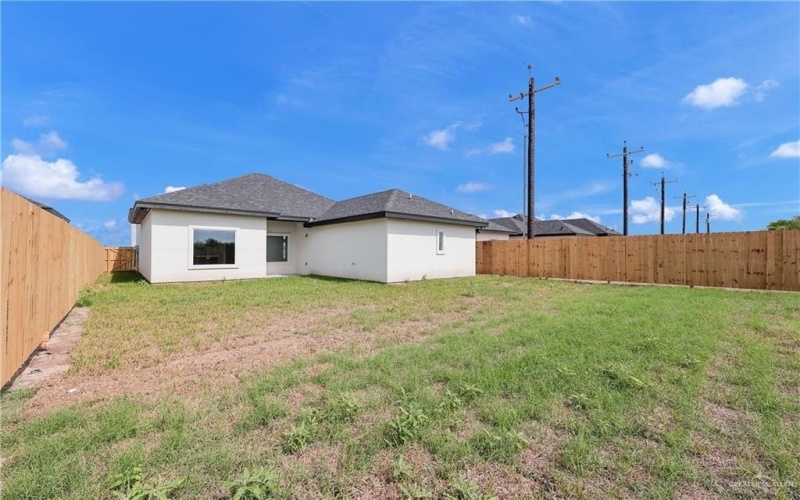 5809 N Playa Del Sol Street, Edinburg, TX 78542, 3 Bedrooms Bedrooms, ,2 BathroomsBathrooms,Residential,For Sale,5809 N Playa Del Sol Street,0,476415