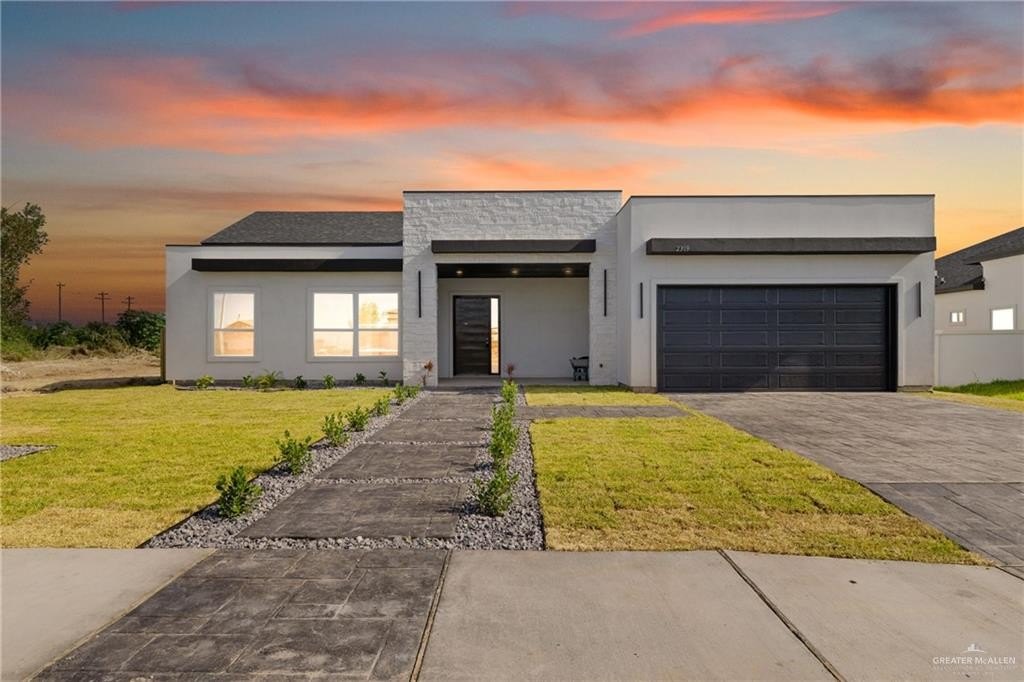 2309 Trinity Avenue, McAllen, TX 78504, 3 Bedrooms Bedrooms, ,2 BathroomsBathrooms,Residential,For Sale,2309 Trinity Avenue,476416